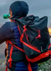 sac de randonnée bien remplie de qualité